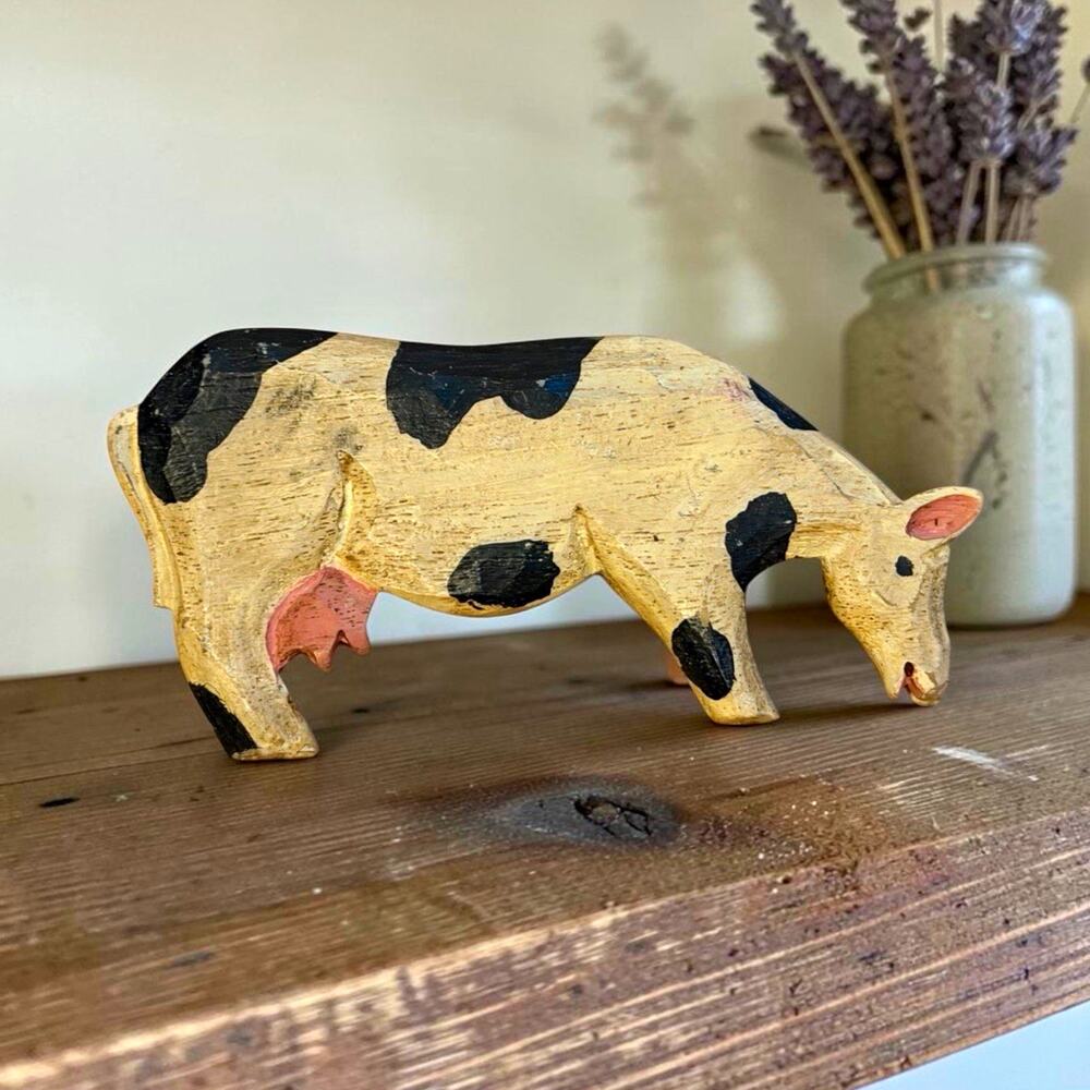 Vintage Hand-Carved FOLK ART Painted Wood Cow Farmhouse Country Decor 4” 3995/66